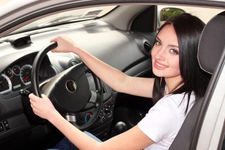 Несколько причин, по которым стоит пройти обучение в автошколе и получить водительские права категории “В”.