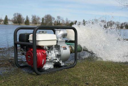 Преимущества использования бензиновой мотопомпы для откачки воды